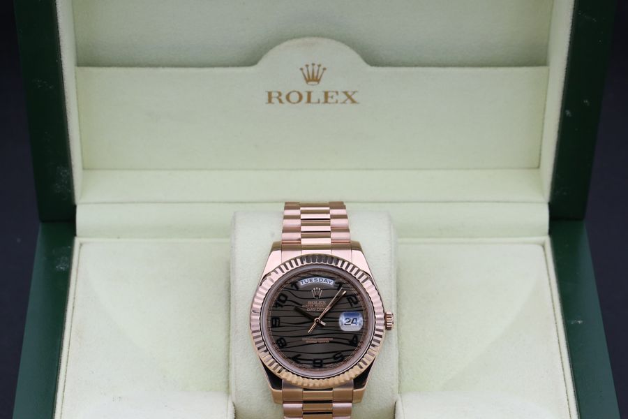 Rolex Day-Date II 218235
